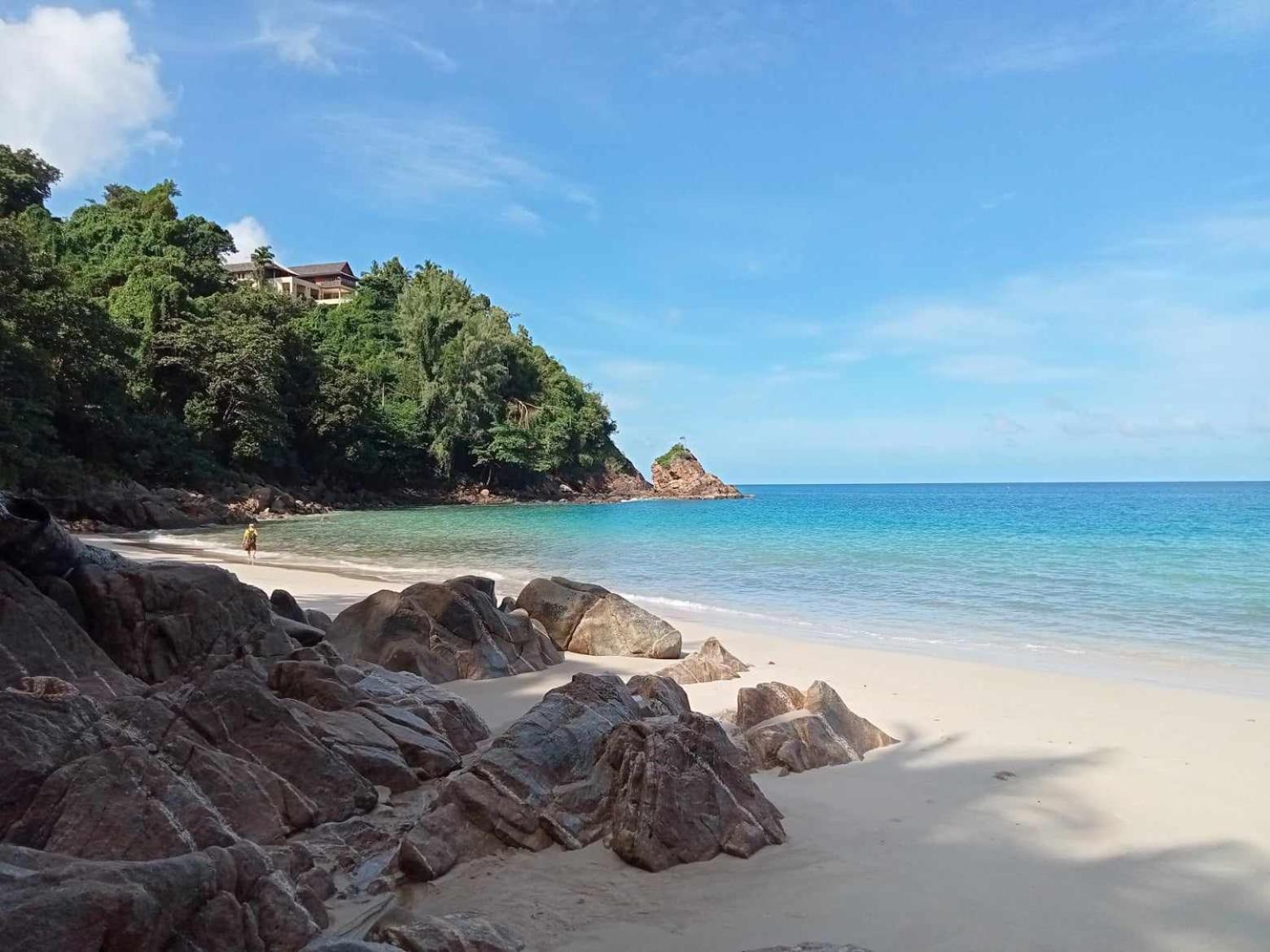 Naiyang Beach Hotel Sha Plus Phuket Exterior foto